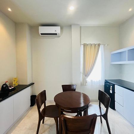 Sans Hotel 88 Andalan Surabaya By Reddoorz Exterior foto