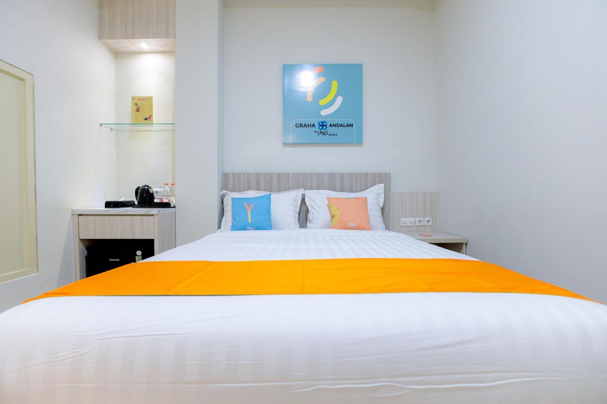Sans Hotel 88 Andalan Surabaya By Reddoorz Exterior foto